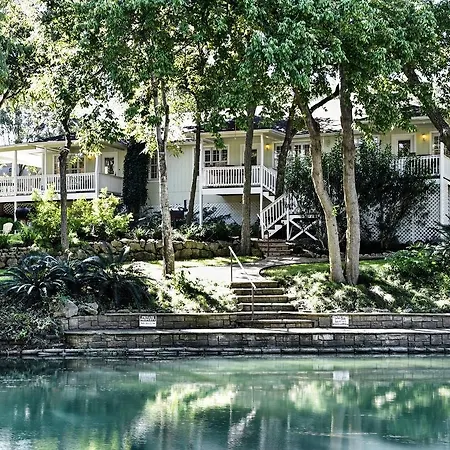 Comal River Cottages 403B